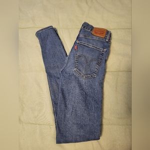 Levi's skinny jeans